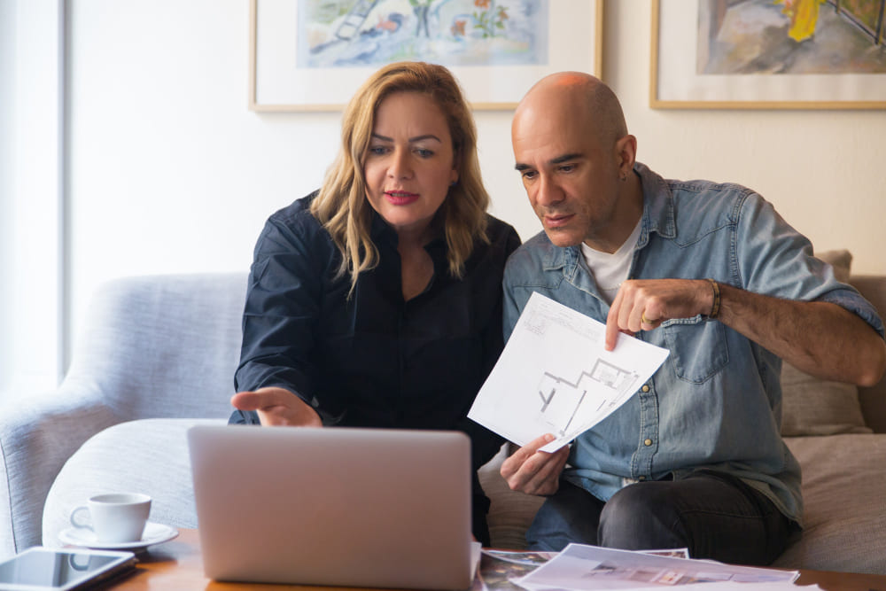 Old vs. New Tax Regime: Which One Should Salaried Employees Choose?